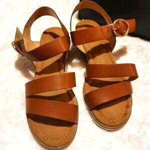 Expressions Tan Sandals